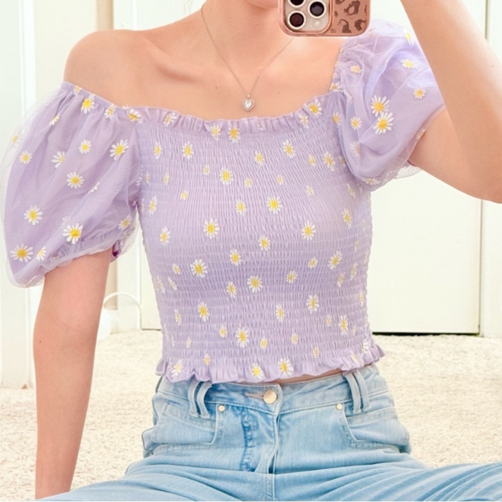 Lilac Off-Shoulder Boho Daisies Top NEW with Puff Sleeves size XS/S Purple Lilac